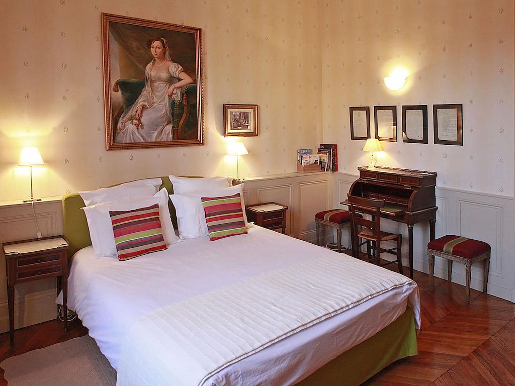 马蒂尔德尚布尔酒店 昂热 客房 照片